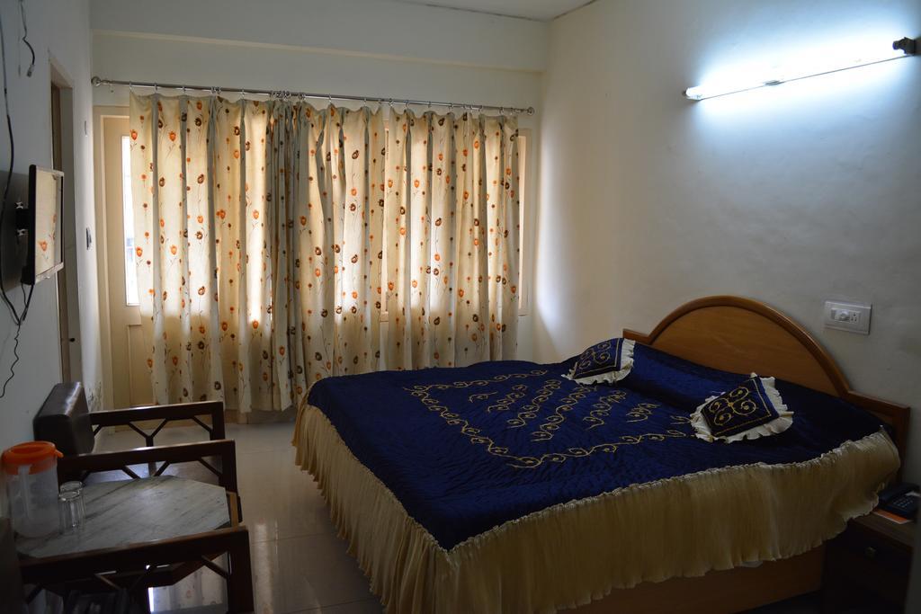 Hotel Mansarover International Haridwār Exterior foto